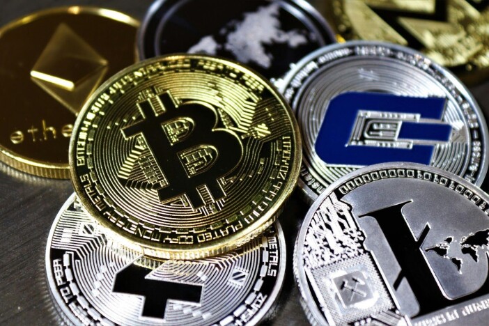 cfe02bdc4574c9509c7f32d441275574b185461f0a3e6062b8ad58f2fe55909f.jpg