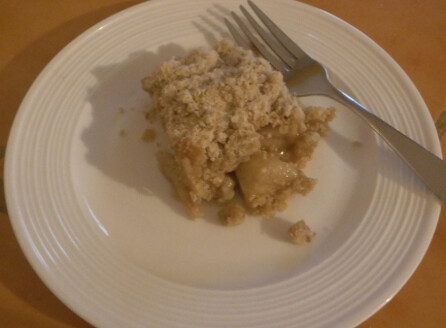 Apple Cinnamon Crumble Dessert
