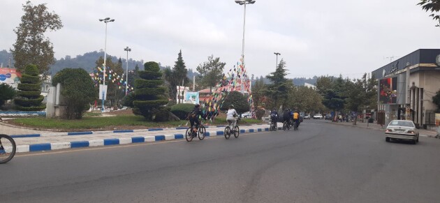 CYCLING! IRAN! GIRLS!