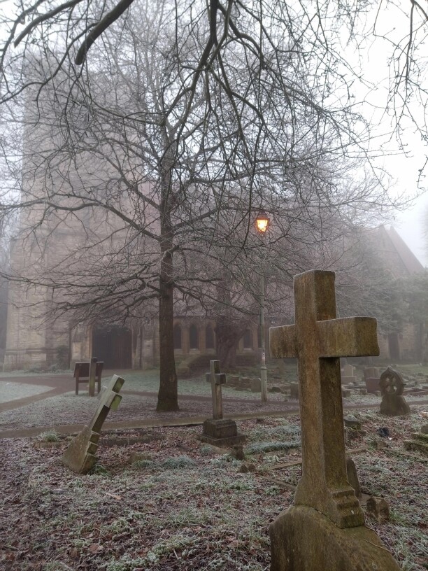 The atmosphere of foggy Oxford