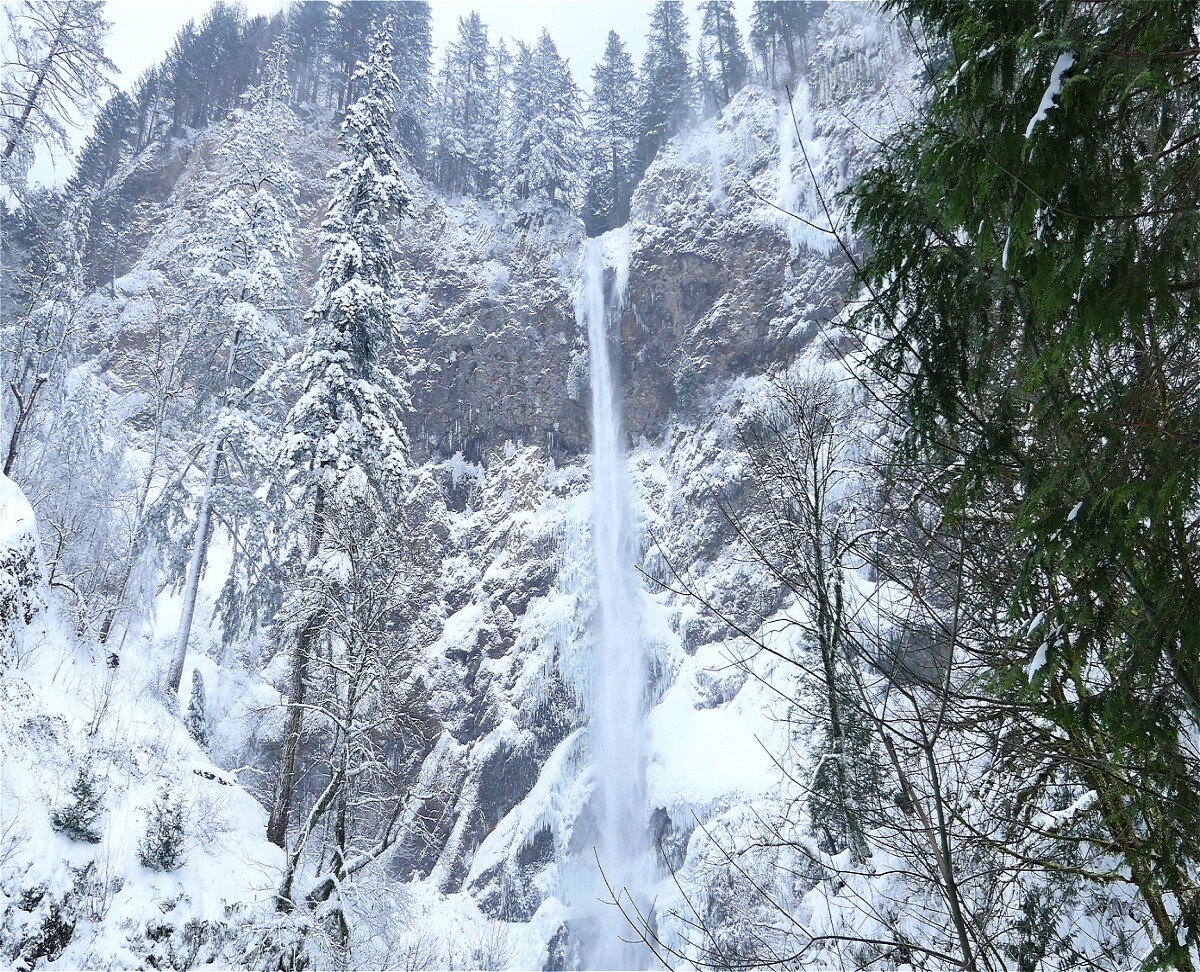 Multnomah Falls In The Snow!