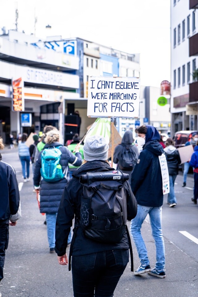 fe93d9e89edbf20f5151575293ce1ef05e6dccdfa300b1b552c6b632623a2858.jpg