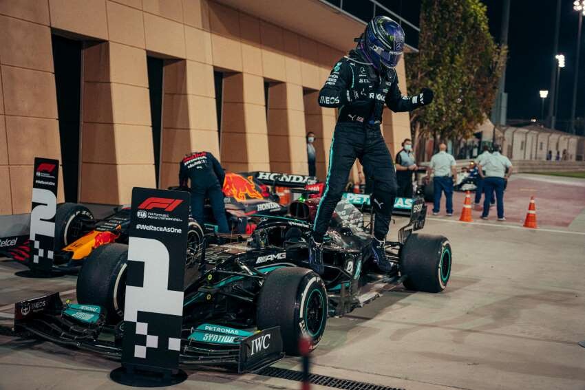 Hamilton starts on top