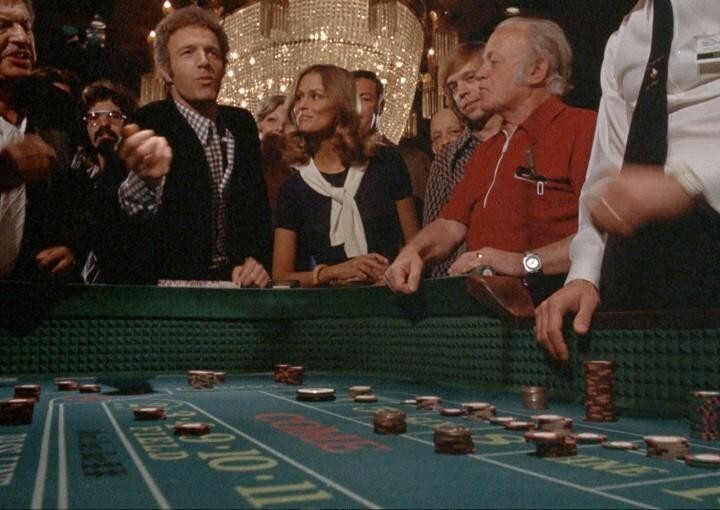 Chicks dig a Gambler!