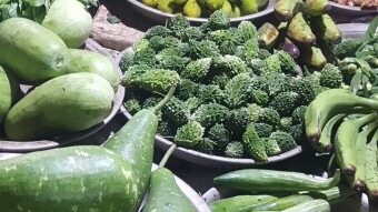 OC-Photography//A Walk Through the Vegetable Market, A Journey of Senses and Simplicity