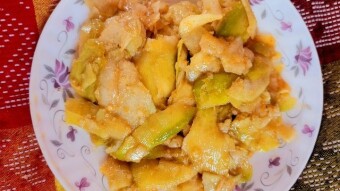 Estamos haciendo un video con la receta de maka de mezcla de guayaba.