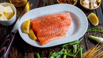 The Keto Diet and Your Finances: How Eating Healthy Can Improve Your Money Decisions