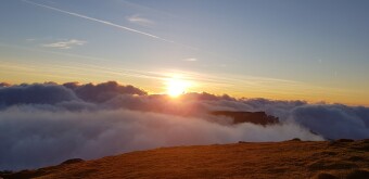 Sunset on OMU peak, 2507m alt Bucegi Mountains, Romania (Video )