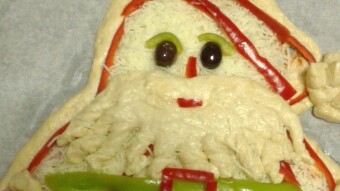 Foodbook #435 happy Christmas pizza