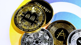Some thoughts about cryptocurrencies, democracy and left-centralism