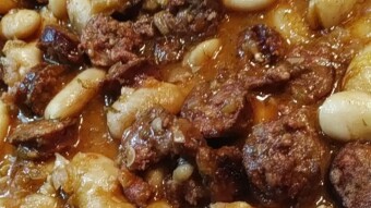 Foodbook #563 sausages with giant beans