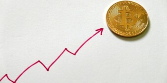 You become rich if you hodl coins !!??
