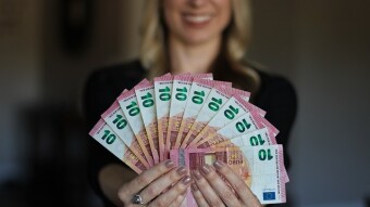 LET YOUR MONEY WORK FOR YOU THIS 2021