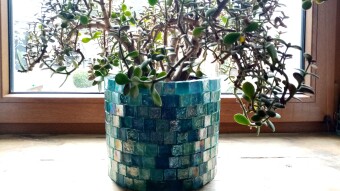 Make a flowerpot cover