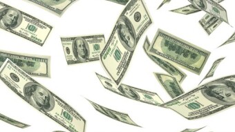 How I currently make 1980$ per month online incl passive income from crypto investments