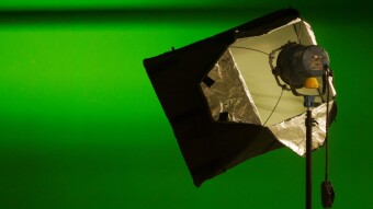 Filmmaking 101: The easiest way to do green screen work ever