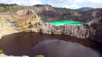 Traveling around Indonesia - Flores Island - changing the colors of the lake on the Kelimutu volcano