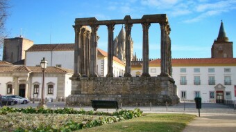 Portuguese Architecture - Roman Temple of Évora
