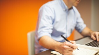I Am Looking For An Article Writing Job