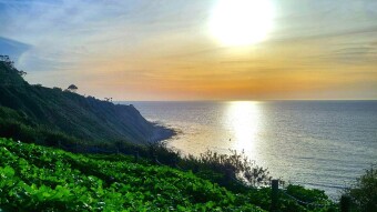 Pacific Ocean to your feed