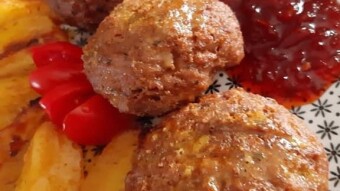 Foodbook #1005 meatballs with potatoes