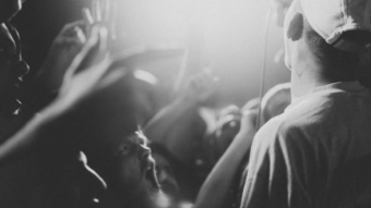 Fans or Hippies
