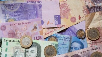 Mexican Economy Contracts by Record 17.3% in April 2020
