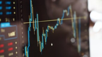 Markets fall at the behest of Powell`s comment.