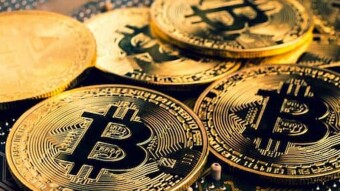 Two Pizzas, 10,000 Bitcoins, and The Perfect Bed Time Story(Moral)