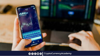 How Decentralized and Centralized Exchanges Compare