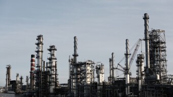 Crude Oil Price Dump Barely Affected Bitcoin