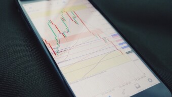Are Amateurs experimenting in stock market?