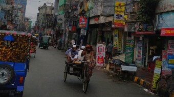 Life on the Busy Streets of Bangladesh