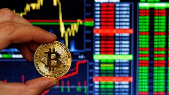 "The markets will collapse again." Trump predicted a deterioration of the situation with COVID-19