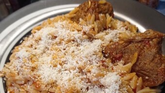 Foodbook #662 beef and orzo casserole - Giouvetsi