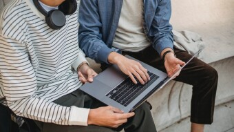 How to Select the Best Online Live Casinos
