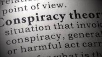 How to Change the Opinion of one Believing in a Conspiracy Theory