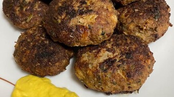 Foodbook #962 meatballs