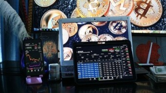 CEX v. DEX: The Battle of the Exchanges