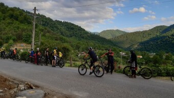 The Day I Injured My Knees Falling off The Bike