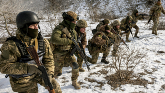 Russian military LEADER threatens to LEAVE BAKHMUT if he doesn't get more ammunition