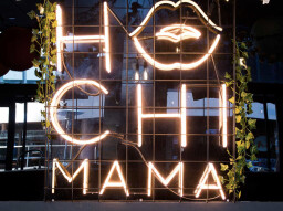 Hochi Mama