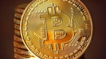Who controls bitcoin?