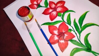 making skatch and painting on sketch book