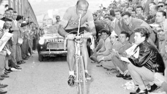 Fiorenzo Magni with a tube between his teeth!!!