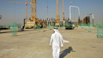 Saudi Aramco pays 17 billion in dividends despite falling profits