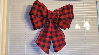 Why I Have Checkered Bows on My Windows....