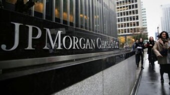 The Story of Traditional Banks and Digital Currencies