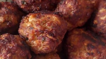 Daily meal #228 super meatballs