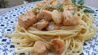 Tagliatelle with salmon and shrimp